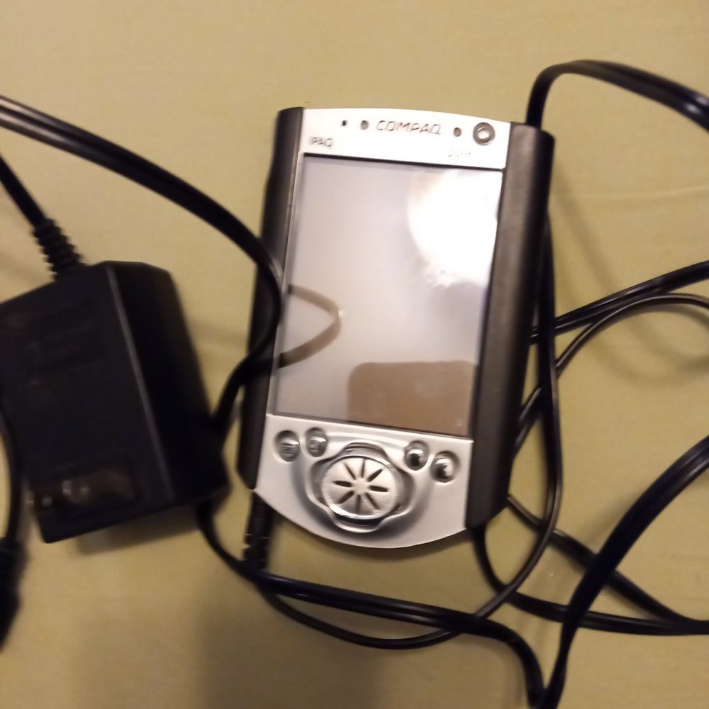 Compaq iPAQ H3850 Pocket PC